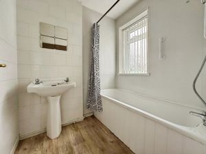 Photo 8- click for photo gallery